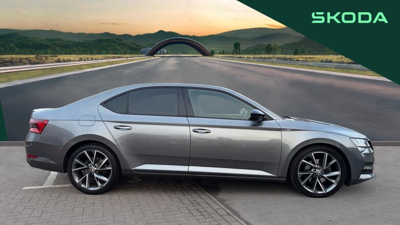 Skoda Superb 2.0 TDI CR Sport Line Plus 5dr DSG Diesel Hatchback